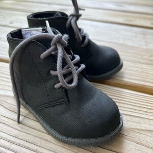 Baby infant size 4 Classic Black Kids Boots with laces